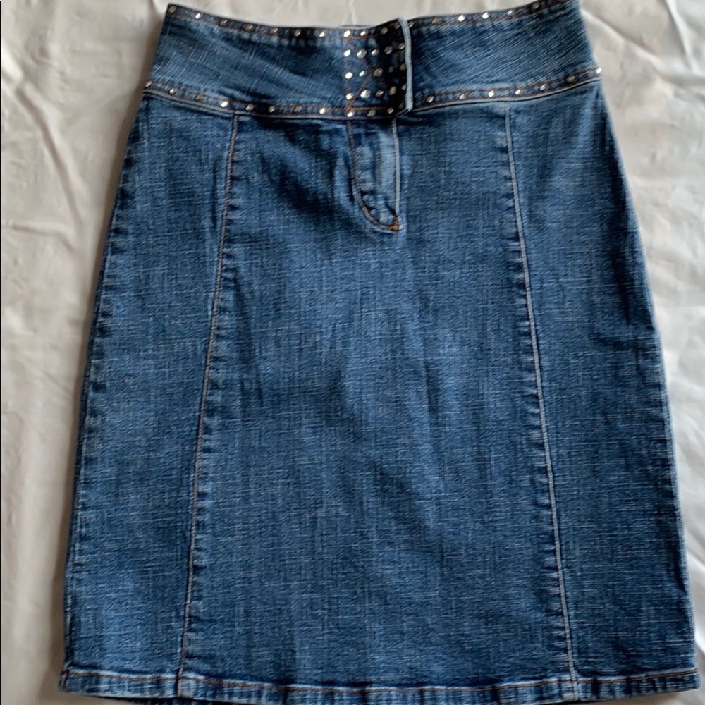 Laity skirt